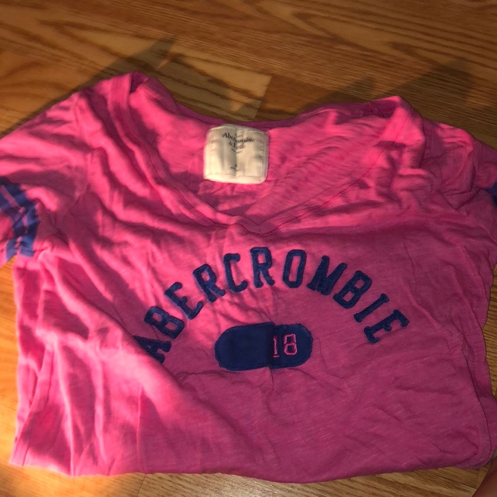 ABERCROMBIE AND FITCH PINK V NECK